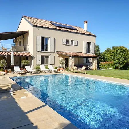 Villa & My Koltrina